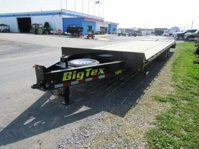 Big Tex 8.5 x 30 Deckover Equipment Trailer Mega Ramps 6 Big Tex 8.5 x 30 Deckover Equipment Trailer Mega Ramps - Image 6