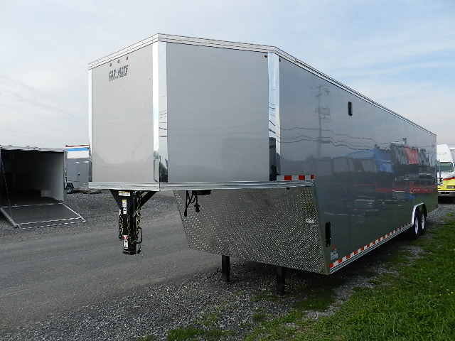 Car Mate 8.5 x 38 Enclosed Gooseneck Trailer 6 Car Mate 8.5 x 38 Enclosed Gooseneck Trailer - Image 6