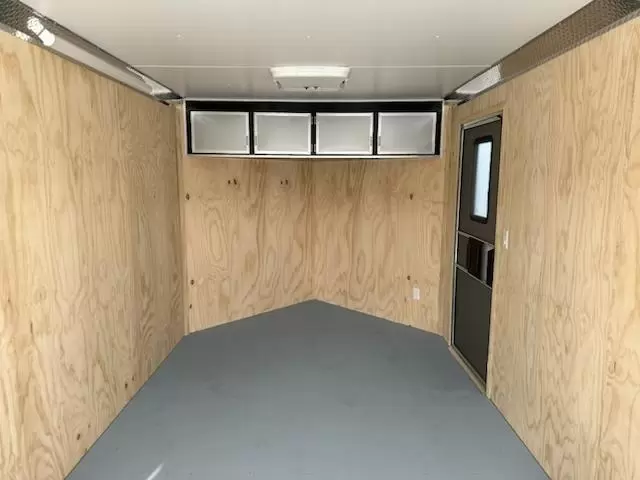 Car Mate 8.5 x 20 Custom Enclosed V-Nose Cargo Trailer 7 Car Mate 8.5 x 20 Custom Enclosed V-Nose Cargo Trailer - Image 7