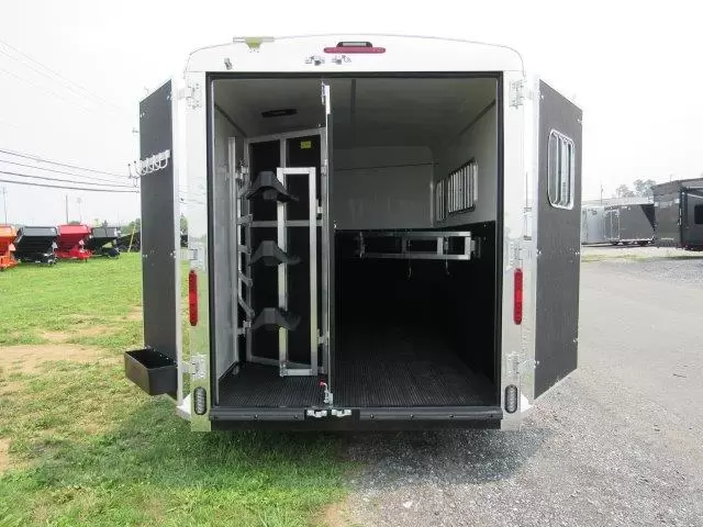 Homesteader Stallion 3 Horse Pull Trailer – Slant Load 9 Homesteader Stallion 3 Horse Pull Trailer – Slant Load - Image 9