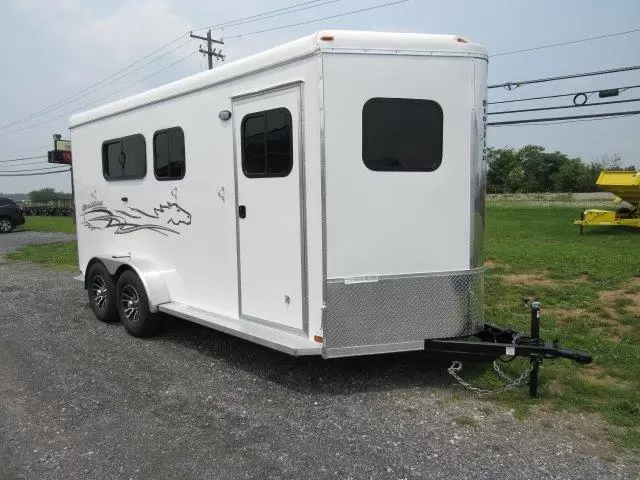 Homesteader Stallion 3 Horse Pull Trailer – Slant Load 6 Homesteader Stallion 3 Horse Pull Trailer – Slant Load - Image 6