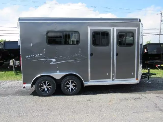 Homesteader Stallion 2 Horse Pull Trailer – Front Load Door 10 Homesteader Stallion 2 Horse Pull Trailer – Front Load Door - Image 10