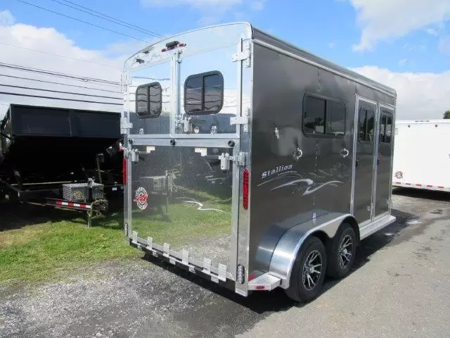 Homesteader Stallion 2 Horse Pull Trailer – Front Load Door 9 Homesteader Stallion 2 Horse Pull Trailer – Front Load Door - Image 9