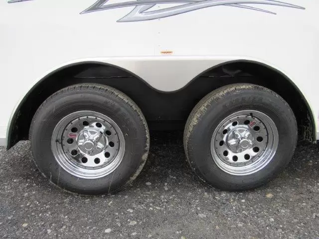 Homesteader Stallion 2 Horse Pull Trailer Front Loading 8 Homesteader Stallion 2 Horse Pull Trailer Front Loading - Image 8