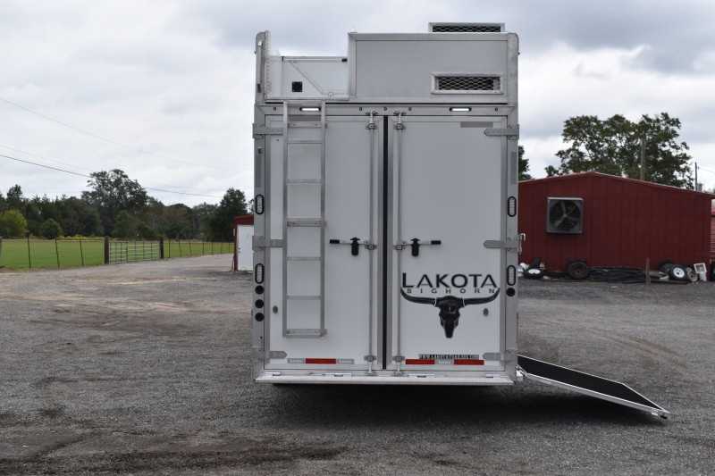 2021 Lakota BigHorn 5 Horse Trailer With Bunkbeds 33 2021 Lakota BigHorn 5 Horse Trailer With Bunkbeds - Image 33