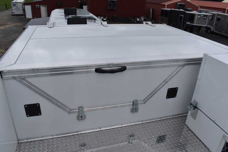 2021 Lakota BigHorn 5 Horse Trailer With Bunkbeds 43 2021 Lakota BigHorn 5 Horse Trailer With Bunkbeds - Image 43