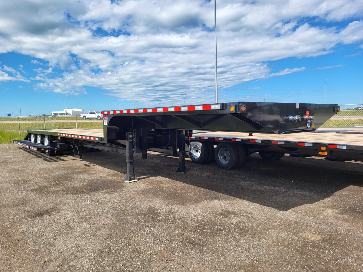 2025 Behnke Fifth Wheel High Clearance Sprayer Trailer 1 2025 Behnke Fifth Wheel High Clearance Sprayer Trailer