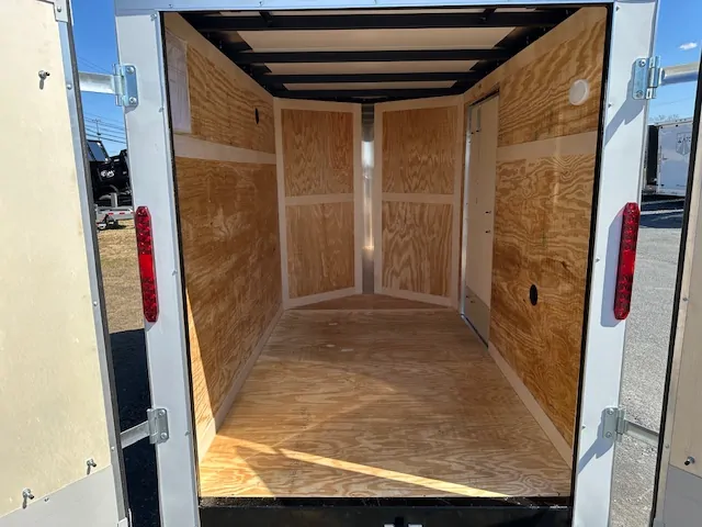 Homesteader 5 x 8 Enclosed V Nose Cargo Trailer Barn Doors 6 Homesteader 5 x 8 Enclosed V Nose Cargo Trailer Barn Doors - Image 6