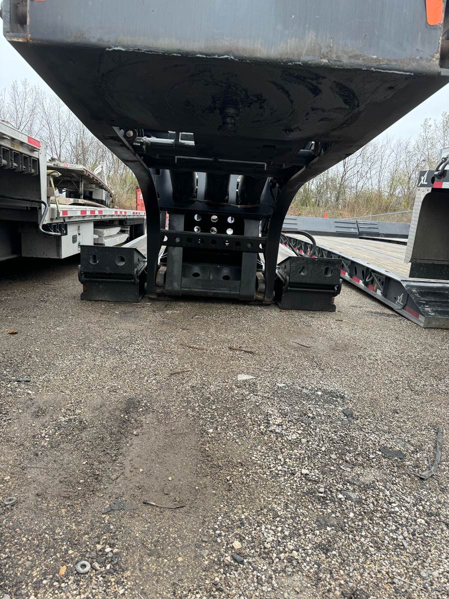 2022 Fontaine 53ft Lowboy Trailer 60 Ton 4 2022 Fontaine 53ft Lowboy Trailer 60 Ton - Image 4