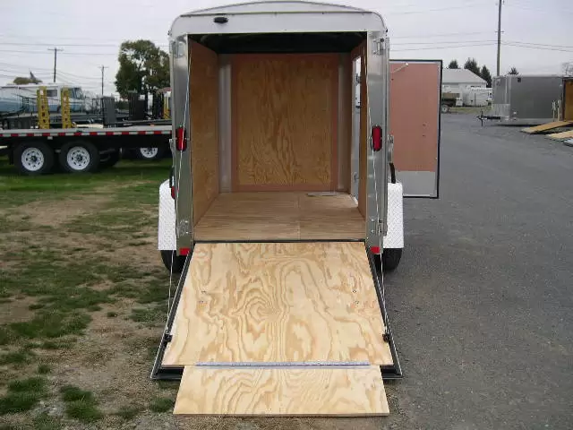 Homesteader 5 x 8 Enclosed Cargo Trailer Ramp Door 3 Homesteader 5 x 8 Enclosed Cargo Trailer Ramp Door - Image 3